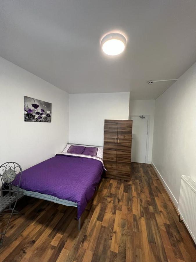 Woodgreen House Hotel London Bagian luar foto
