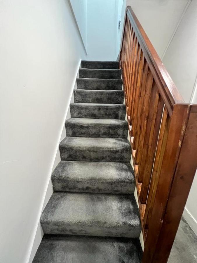 Woodgreen House Hotel London Bagian luar foto